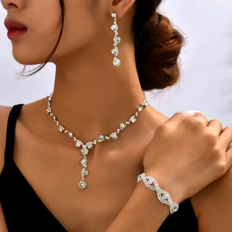 Collana Elegante da Cerimonia - Vefato